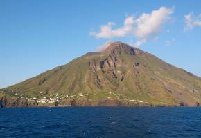 Aeolian Islands: the most beautiful walks